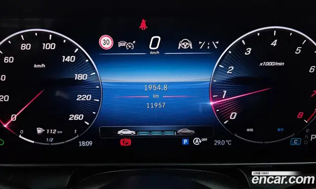 Mercedes-Benz GLC-Class 2024 2.0 автомат (гидро), миниатюра 11