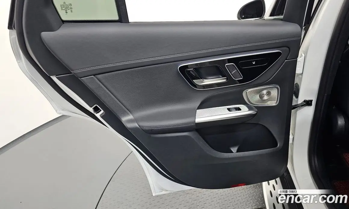 Mercedes-Benz GLC-Class 2024 2.0 автомат (гидро), фото 15