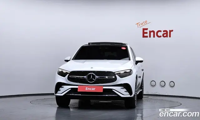 Mercedes-Benz GLC-Class 2024 2.0 автомат (гидро), миниатюра 3