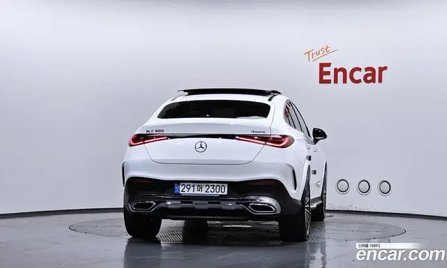 Mercedes-Benz GLC-Class 2024 2.0 автомат (гидро), миниатюра 4