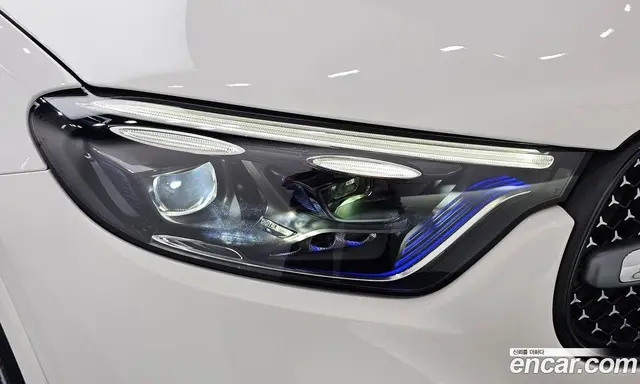Mercedes-Benz GLC-Class 2024 2.0 автомат (гидро), миниатюра 8