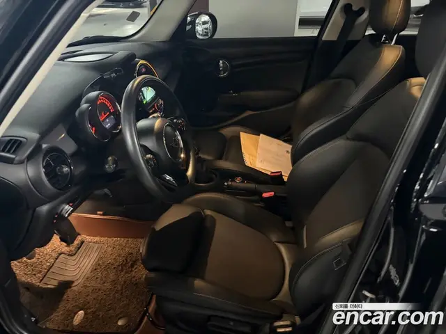 Mini Cooper 2019 1.5 автомат (гидро), миниатюра 4