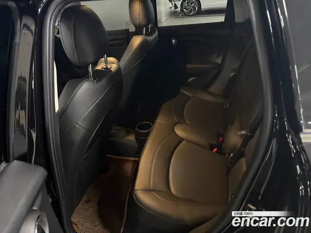 Mini Cooper 2019 1.5 автомат (гидро), миниатюра 5