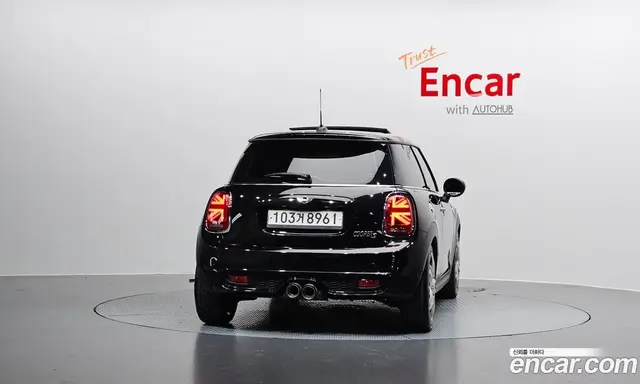 Mini Cooper 2020 2.0 автомат (гидро), миниатюра 4