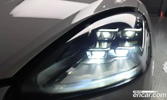 Porsche Cayenne 2023 3.0 автомат (гидро), миниатюра 8