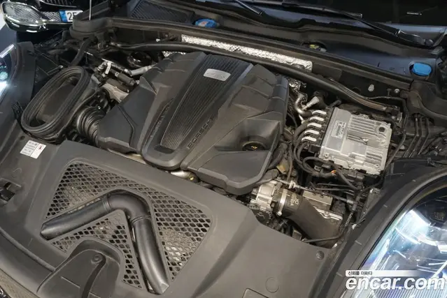 Porsche Macan 2022 2.9 автомат (гидро), миниатюра 7