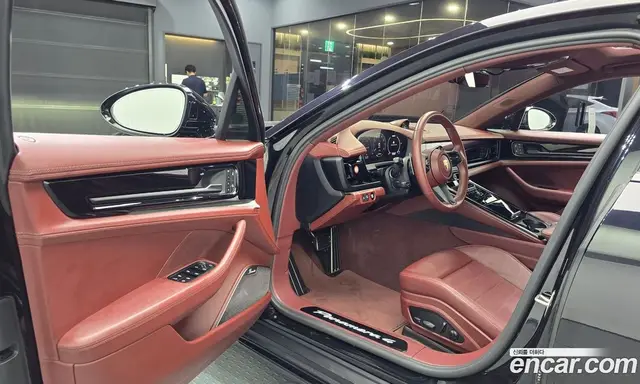 Porsche Panamera 2025 2.9 автомат (гидро), миниатюра 10 Porsche Panamera 2025 2.9 автомат (гидро), миниатюра 10