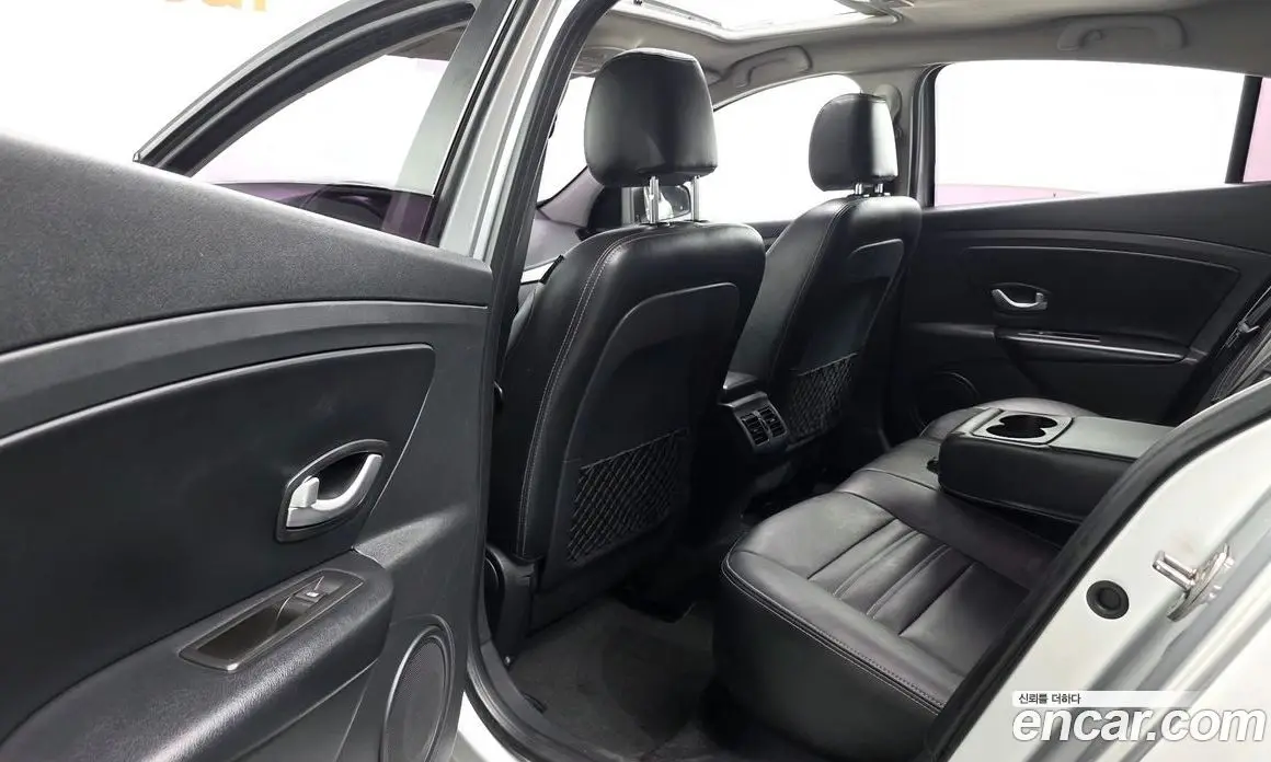 Renault (Samsung) SM3 2015 1.6 автомат (гидро), фото 11 Renault (Samsung) SM3 2015 1.6 автомат (гидро), фото 11