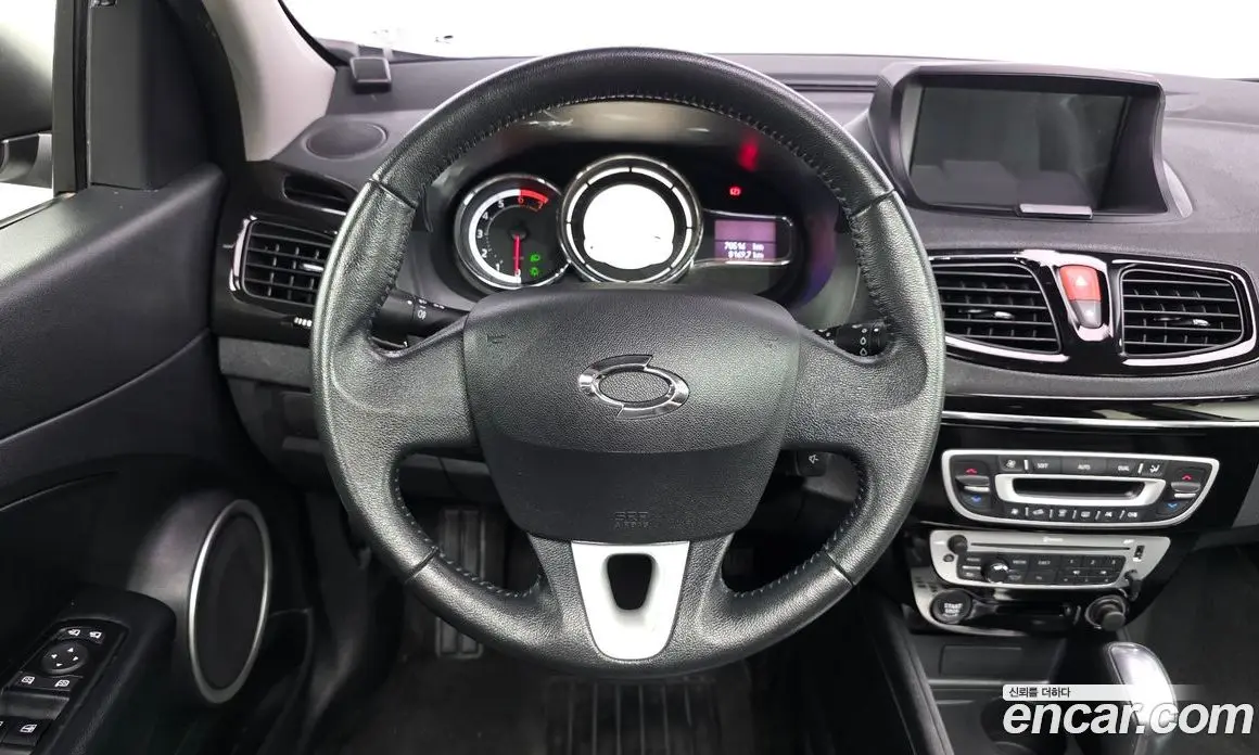 Renault (Samsung) SM3 2015 1.6 автомат (гидро), фото 12 Renault (Samsung) SM3 2015 1.6 автомат (гидро), фото 12