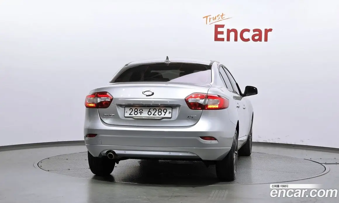 Renault (Samsung) SM3 2015 1.6 автомат (гидро), фото 4 Renault (Samsung) SM3 2015 1.6 автомат (гидро), фото 4