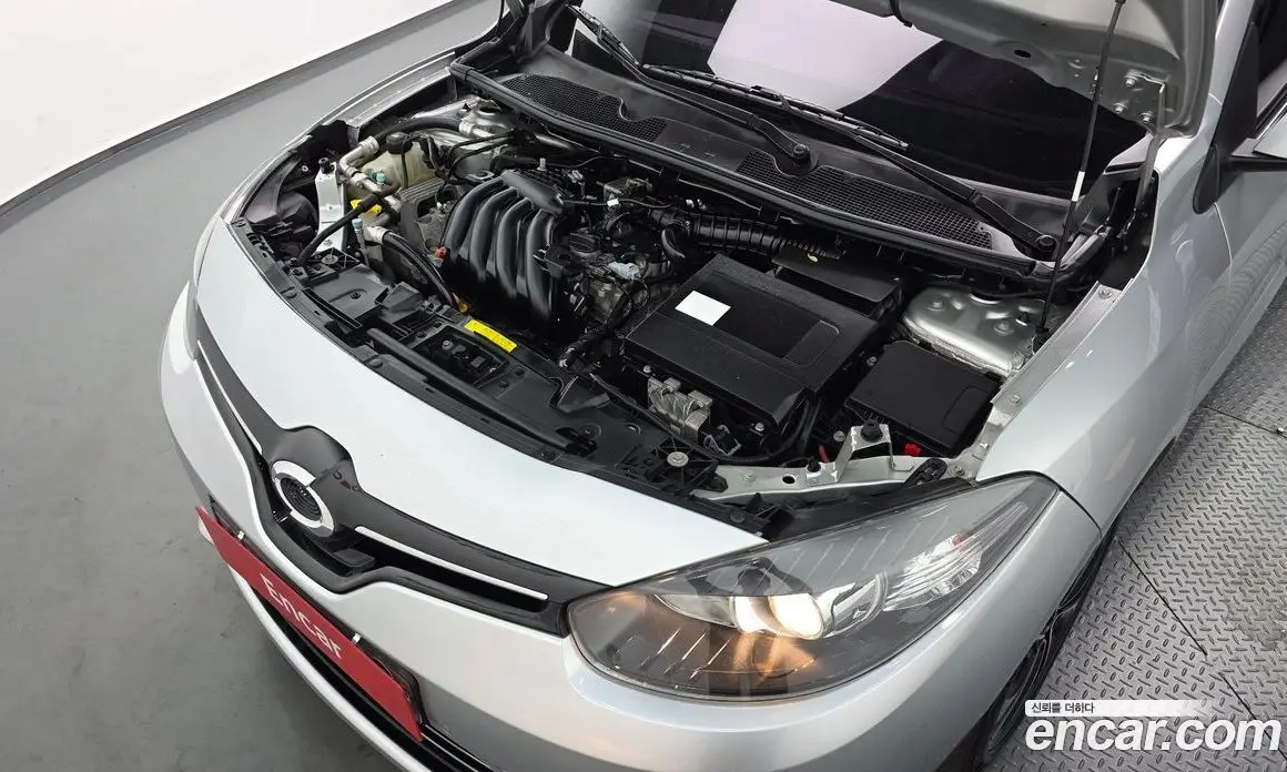 Renault (Samsung) SM3 2015 1.6 автомат (гидро), фото 6 Renault (Samsung) SM3 2015 1.6 автомат (гидро), фото 6