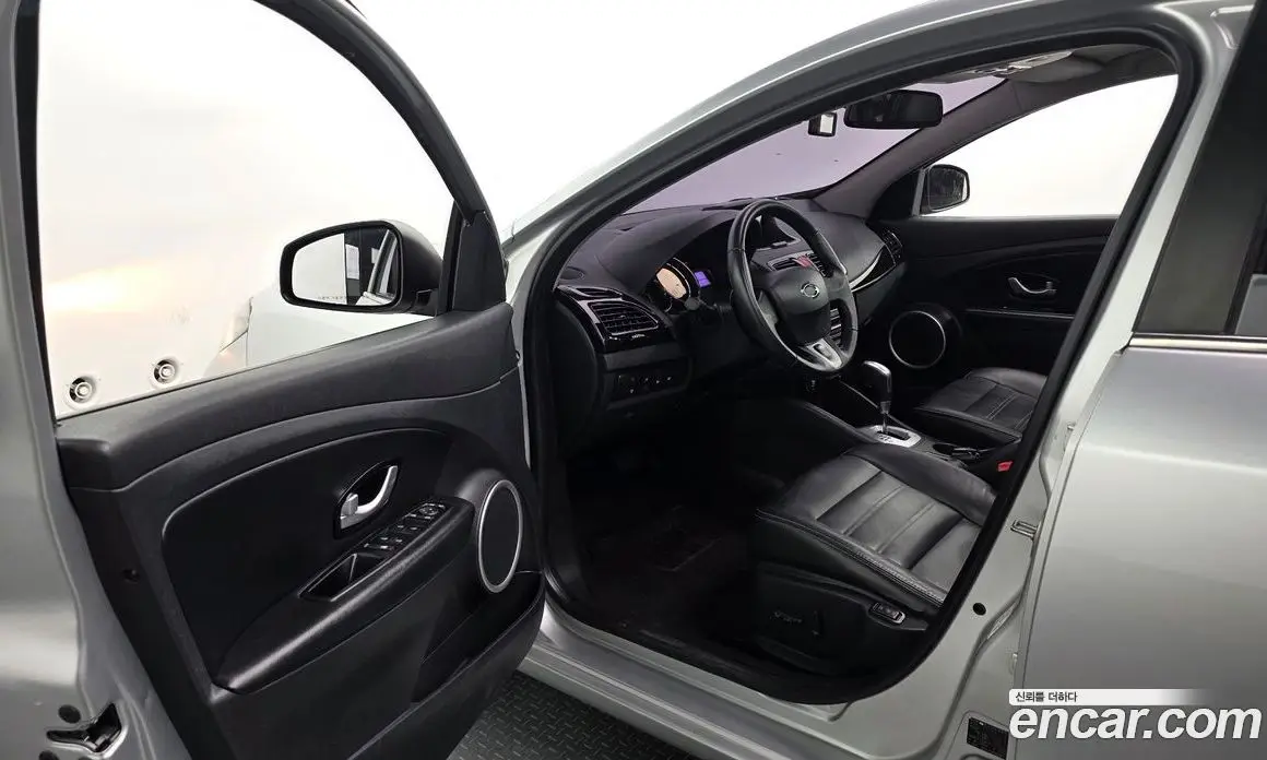 Renault (Samsung) SM3 2015 1.6 автомат (гидро), фото 10 Renault (Samsung) SM3 2015 1.6 автомат (гидро), фото 10