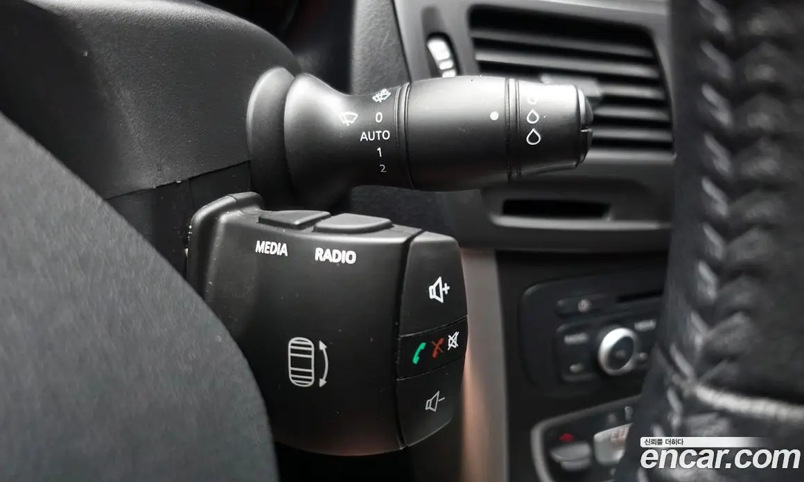 Renault (Samsung) SM5 2013 2.0 автомат (гидро), фото 24 Renault (Samsung) SM5 2013 2.0 автомат (гидро), фото 24