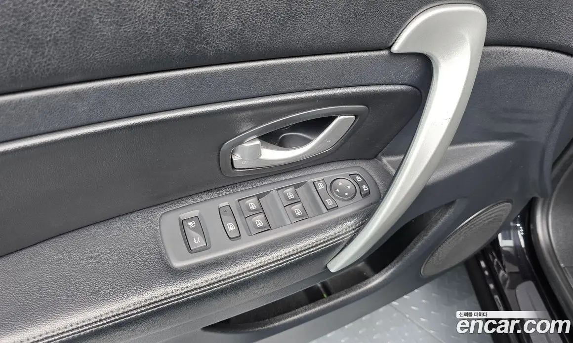 Renault (Samsung) SM5 2018 2.0 автомат (гидро), фото 17 Renault (Samsung) SM5 2018 2.0 автомат (гидро), фото 17