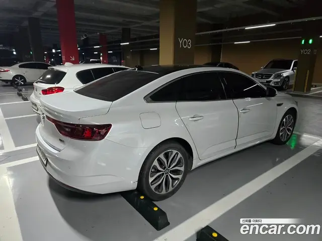 Renault (Samsung) SM6 2017 2.0 автомат (гидро), миниатюра 3