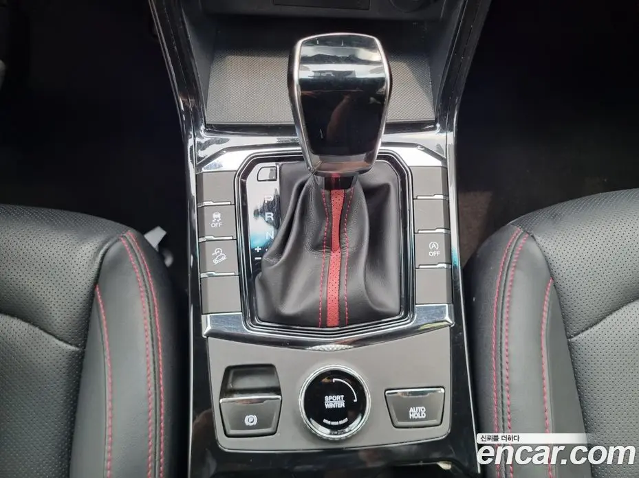 SsangYong Korando 2021 1.5 автомат (гидро), фото 17