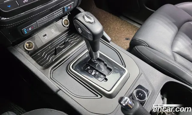 SsangYong Rexton 2019 2.2 автомат (гидро), миниатюра 9