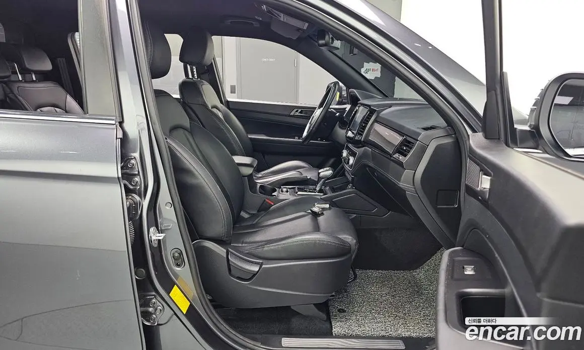 SsangYong Rexton 2020 2.2 автомат (гидро), фото 16