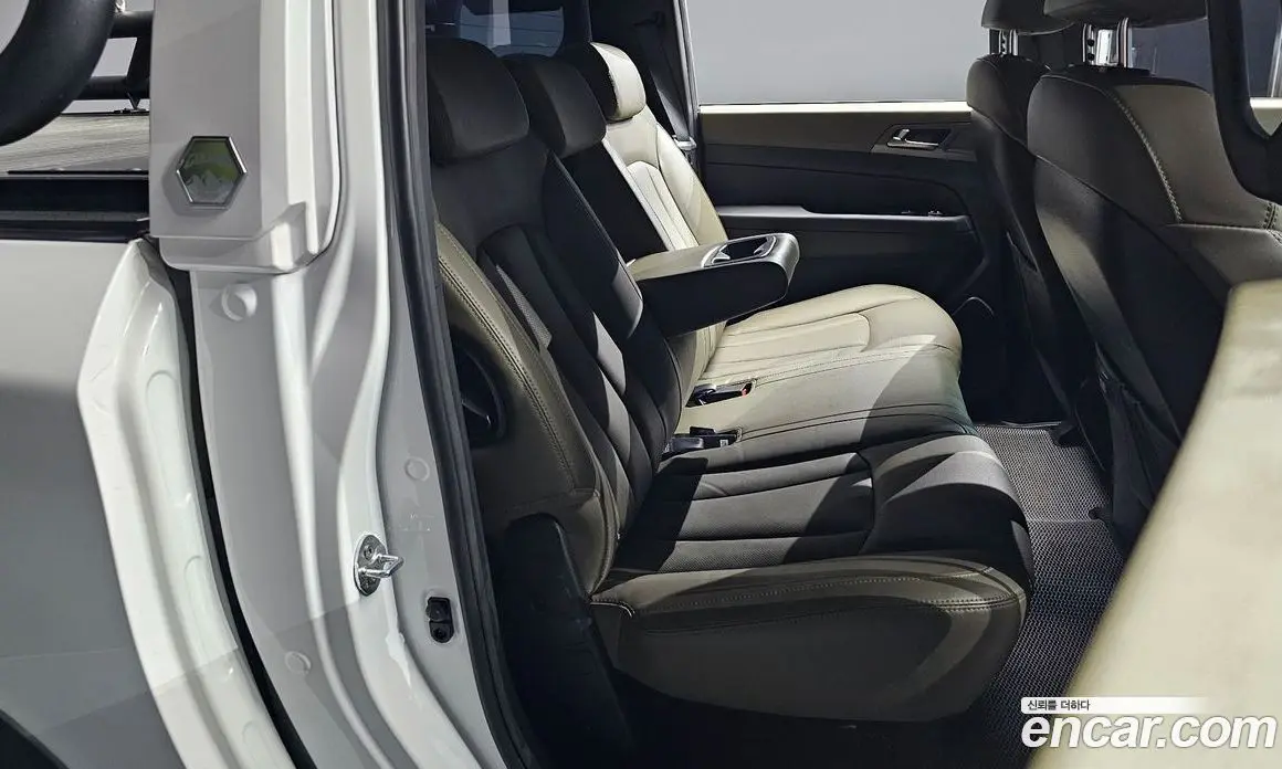 SsangYong Rexton 2023 2.2 автомат (гидро), фото 12