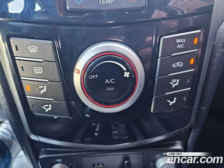 SsangYong TIBOLI 2017 1.6 автомат (гидро), фото 17