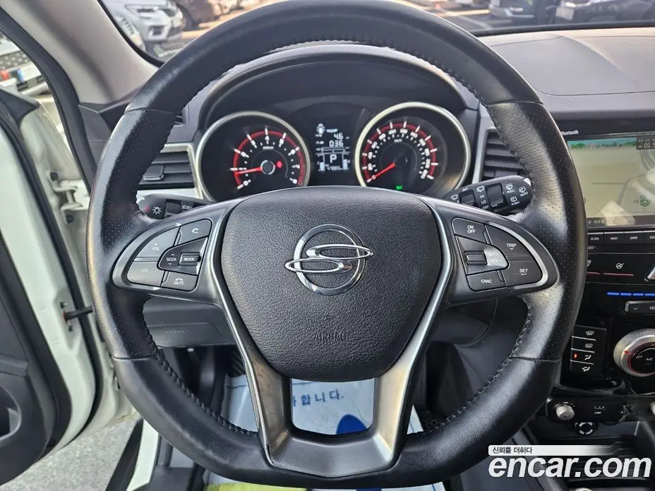SsangYong TIBOLI 2017 1.6 автомат (гидро), фото 9