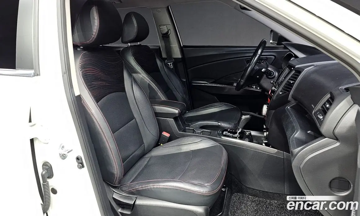 SsangYong TIBOLI 2017 1.6 автомат (гидро), фото 11