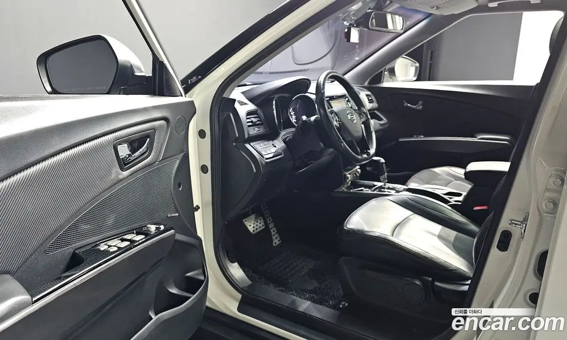SsangYong TIBOLI 2017 1.6 автомат (гидро), фото 10