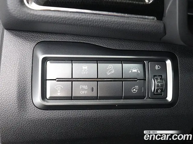 SsangYong TIBOLI 2021 1.5 автомат (гидро), миниатюра 12