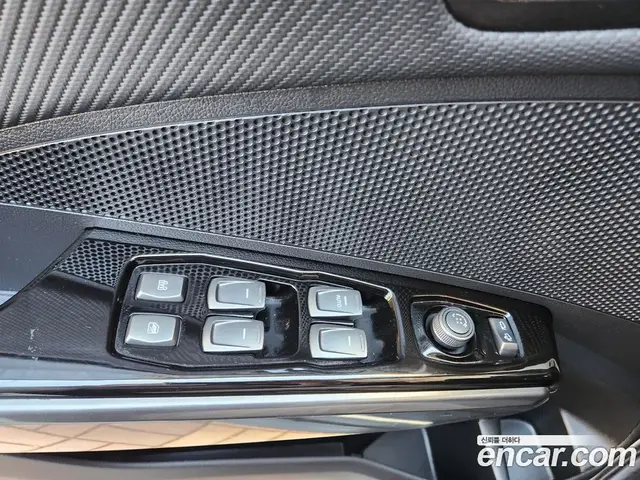 SsangYong TIBOLI 2022 1.5 автомат (гидро), миниатюра 9