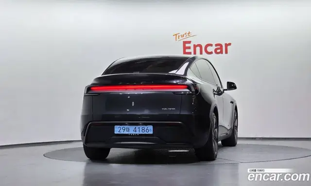 Tesla Model Y 2025 0.2 автомат (гидро), миниатюра 3