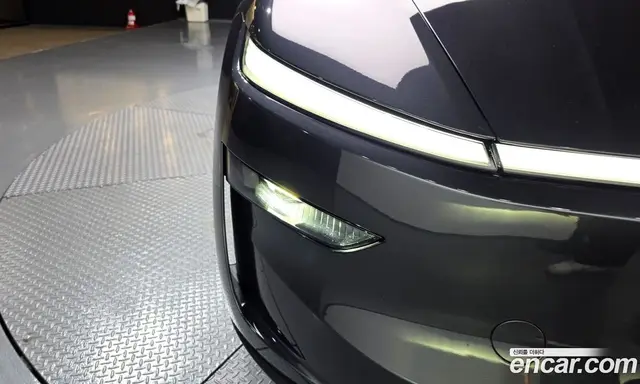 Tesla Model Y 2025 0.2 автомат (гидро), миниатюра 7