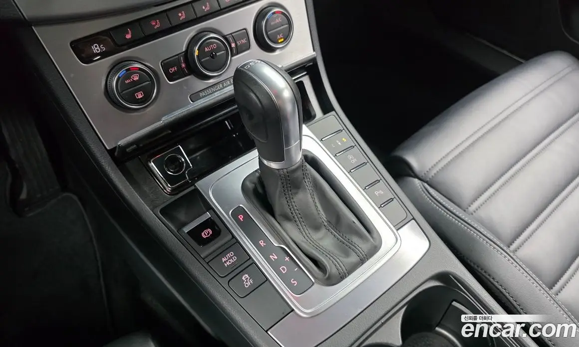 Volkswagen CC 2016 2.0 автомат (гидро), фото 9