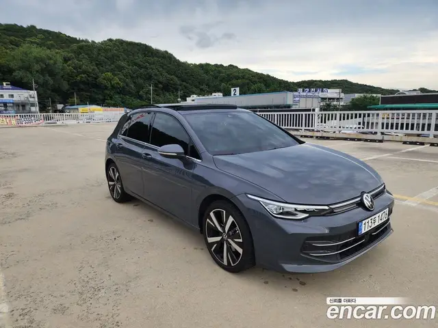 Volkswagen Golf, 2025, 10 571 км