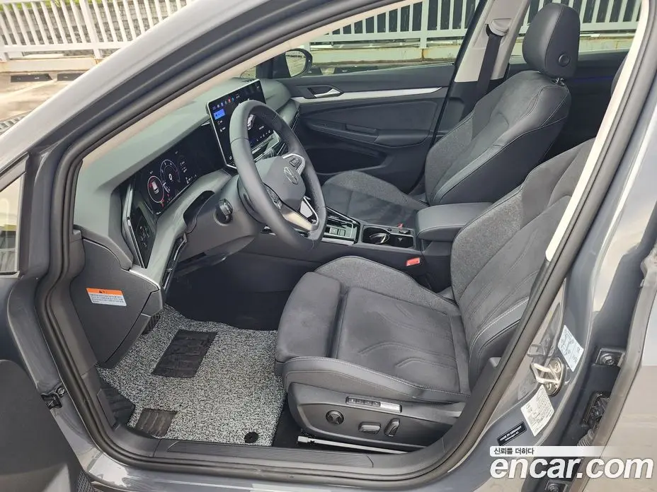 Volkswagen Golf 2025 2.0 автомат (гидро), фото 9