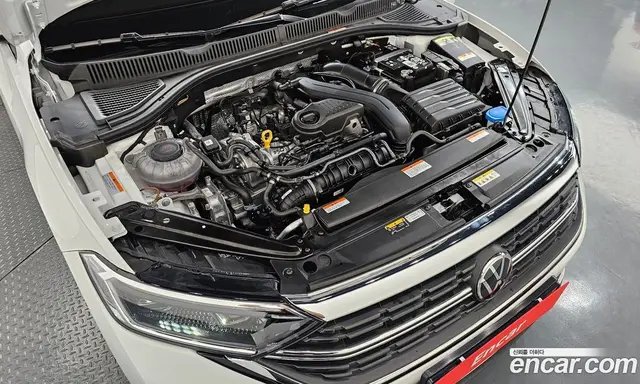 Volkswagen Jetta 2024 1.5 автомат (гидро), миниатюра 6