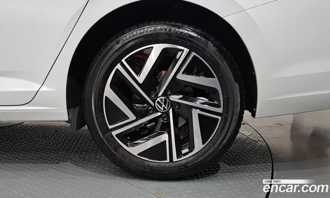 Volkswagen Jetta 2024 1.5 автомат (гидро), фото 7