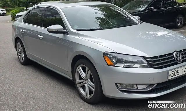 Volkswagen Passat 2015 2.0 автомат (гидро), миниатюра 3