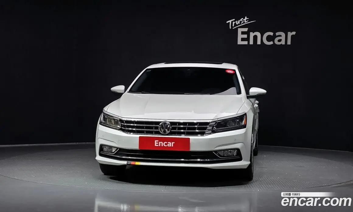 Volkswagen Passat 2018 2.0 автомат (гидро), фото 3