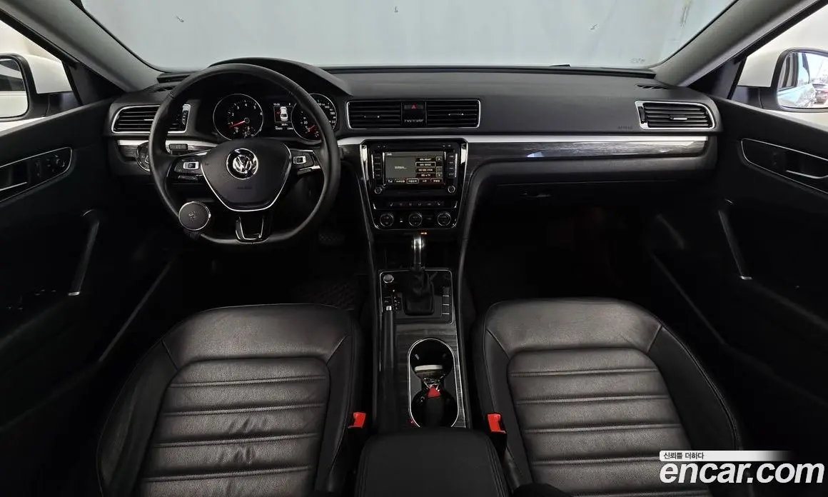 Volkswagen Passat 2018 2.0 автомат (гидро), фото 7