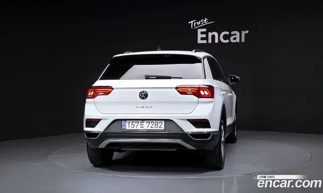Volkswagen T-Roc 2021 2.0 автомат (гидро), миниатюра 4