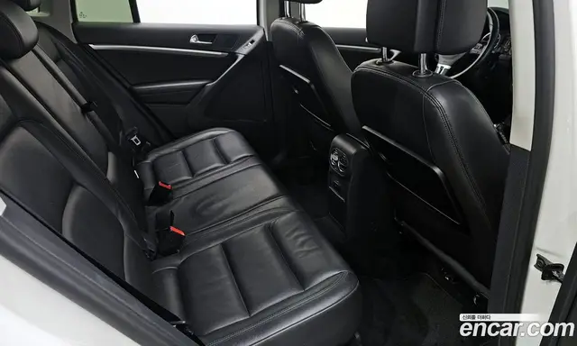 Volkswagen Tiguan 2013 2.0 автомат (гидро), миниатюра 11