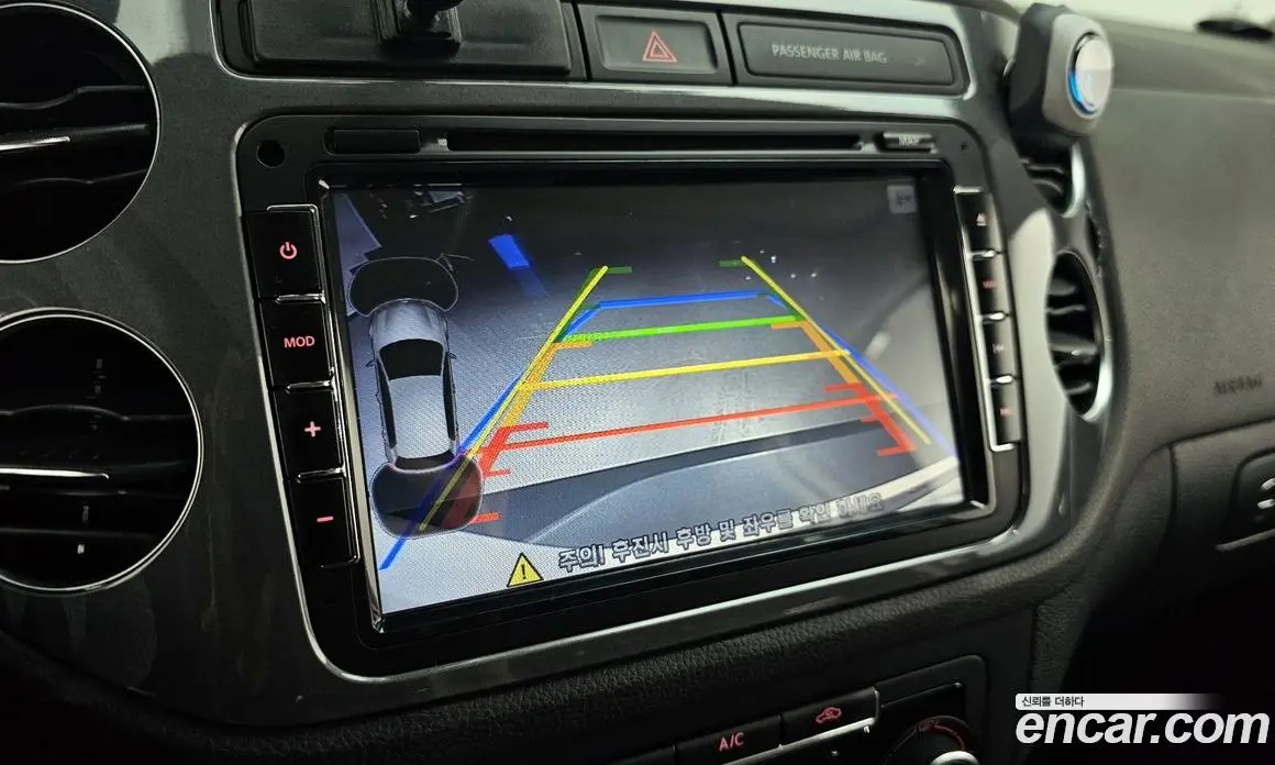 Volkswagen Tiguan 2013 2.0 автомат (гидро), фото 15
