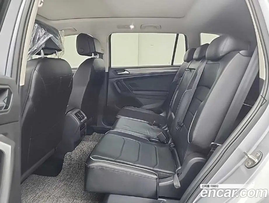 Volkswagen Tiguan 2022 2.0 автомат (гидро), фото 12