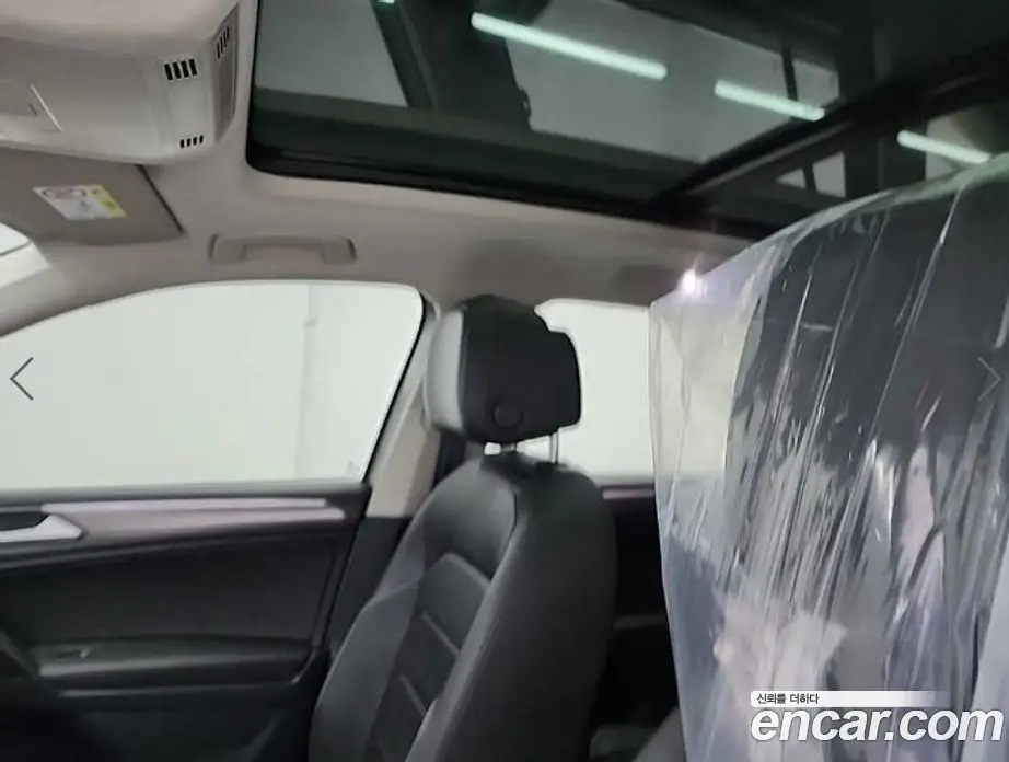 Volkswagen Tiguan 2022 2.0 автомат (гидро), фото 14