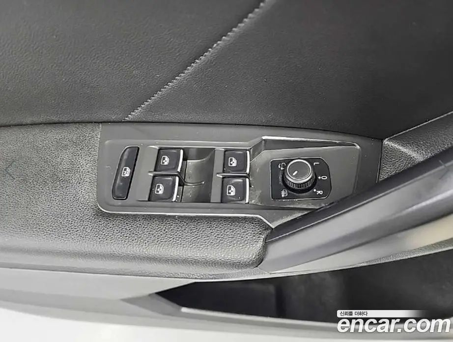 Volkswagen Tiguan 2022 2.0 автомат (гидро), фото 17