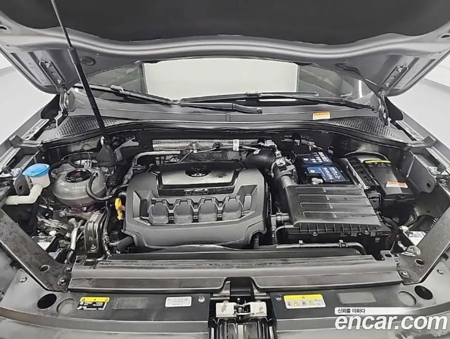 Volkswagen Tiguan 2022 2.0 автомат (гидро), фото 5