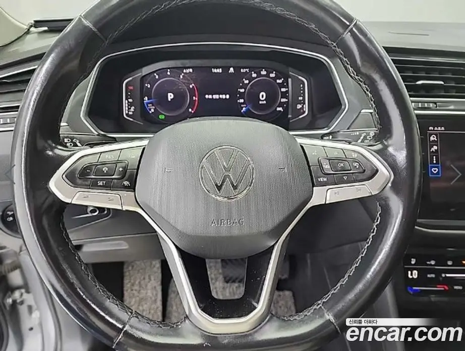 Volkswagen Tiguan 2022 2.0 автомат (гидро), фото 9