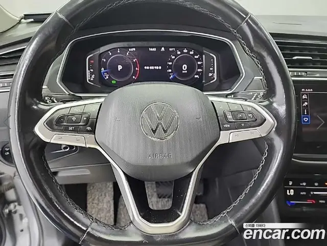 Volkswagen Tiguan 2022 2.0 автомат (гидро), миниатюра 9