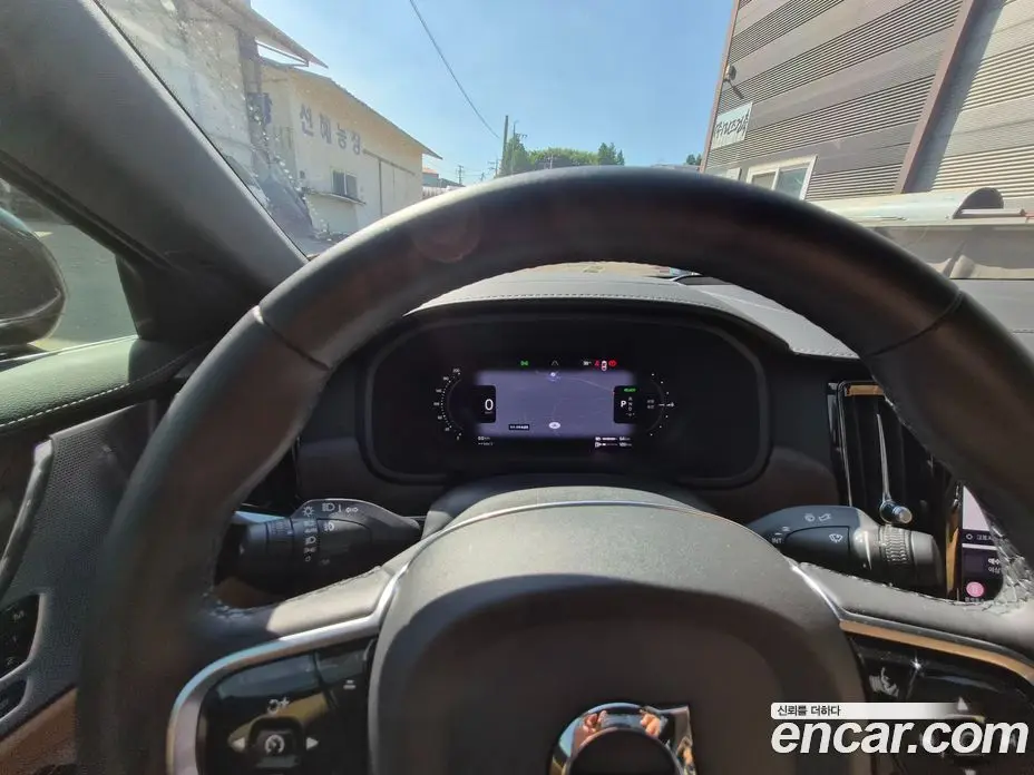 Volvo S90 2024 2.0 автомат (гидро), фото 18