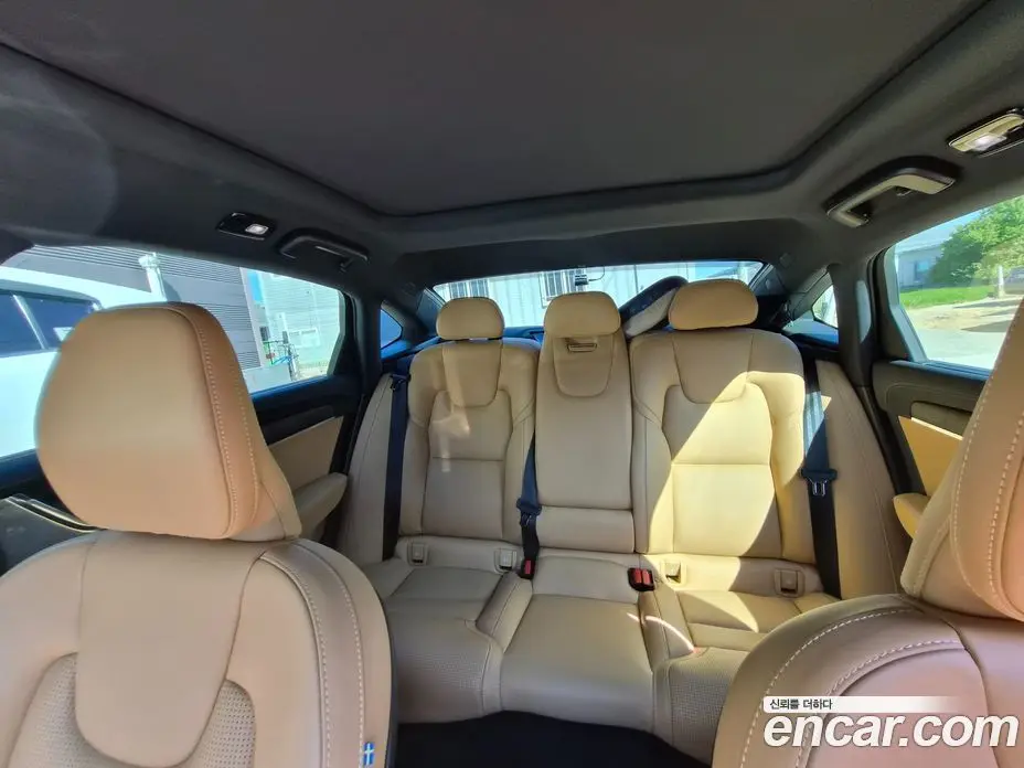 Volvo S90 2024 2.0 автомат (гидро), фото 19